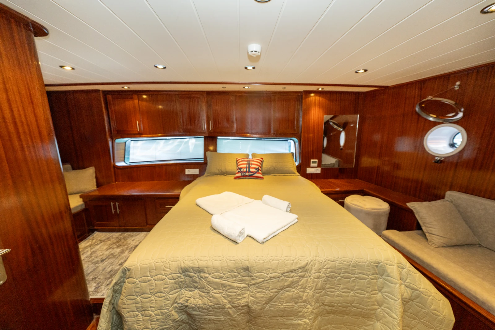 cabin1